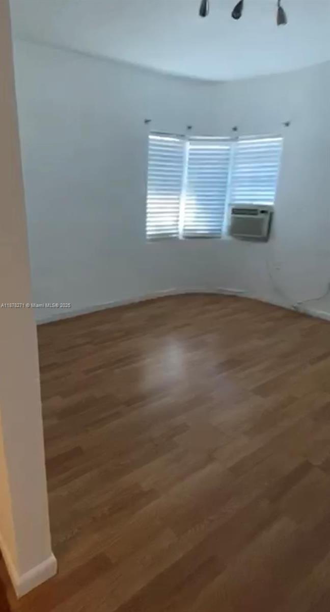 1455 MICHIGAN AVE CONDO - Residential