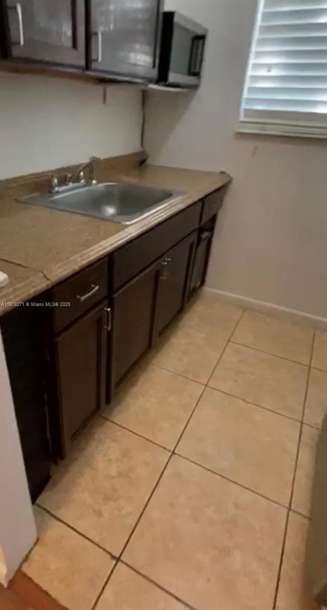 1455 MICHIGAN AVE CONDO - Residential