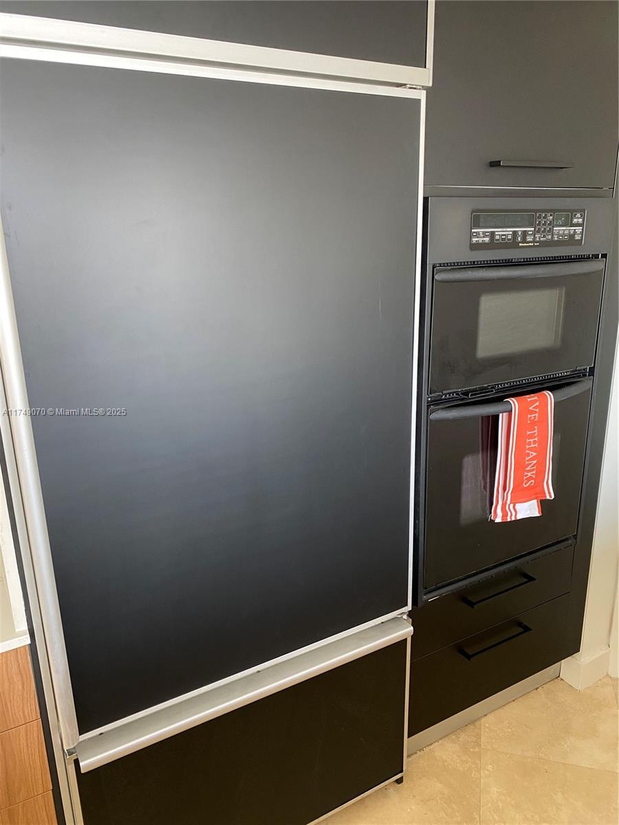 BEACH CLUB TWO CONDO - Residential