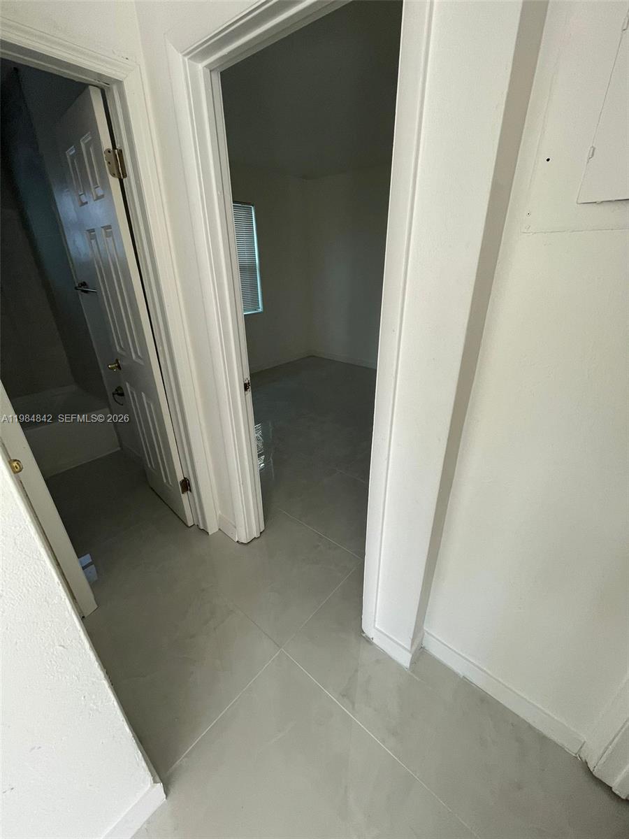 JOHN H MAX SUB RESUB - Residential Lease