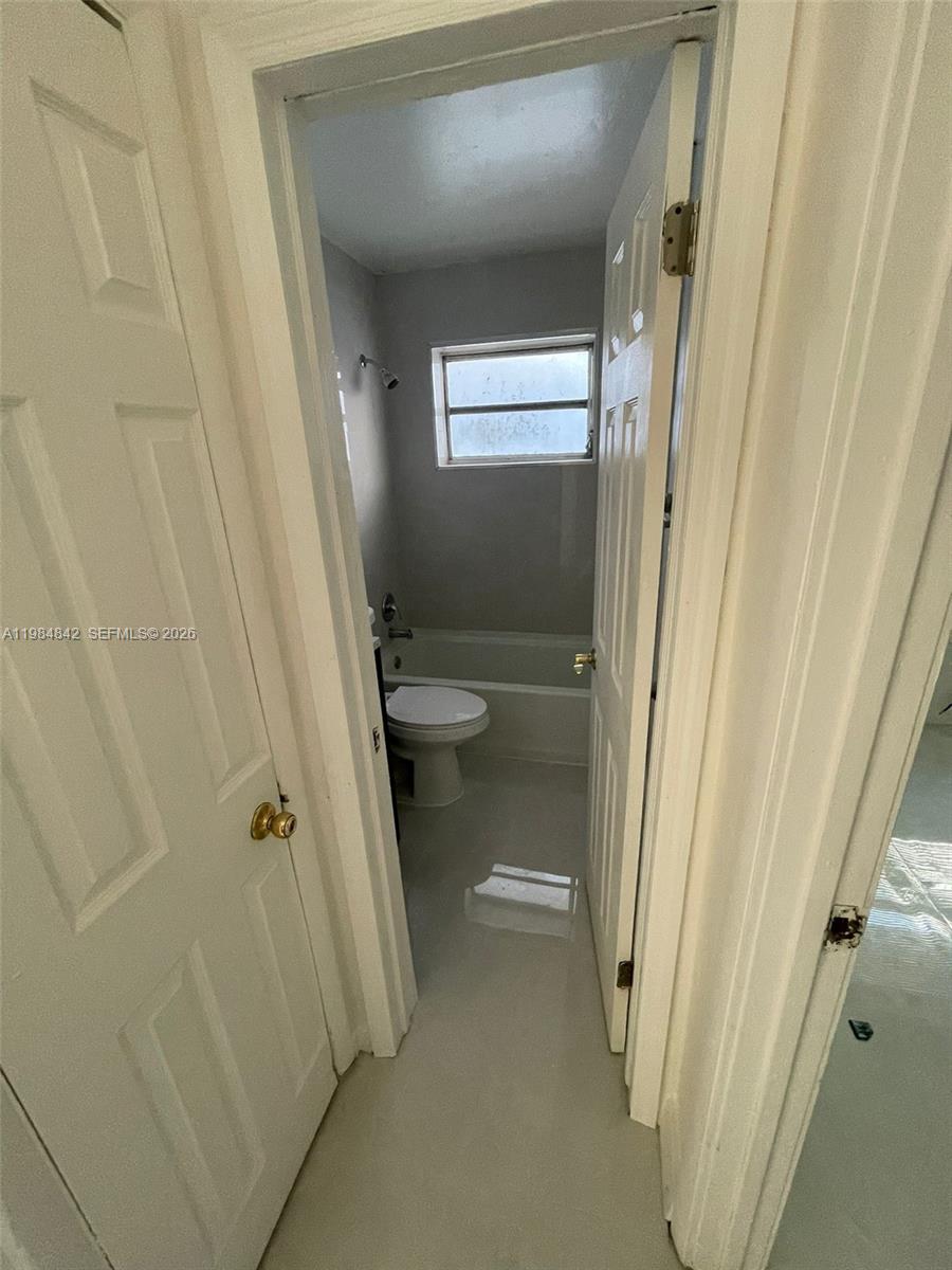 JOHN H MAX SUB RESUB - Residential Lease