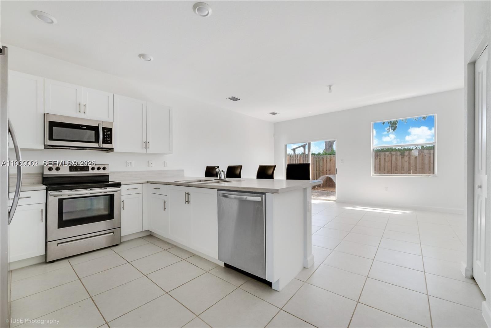 HOMESTEAD PARK OF COMMERC - Residential