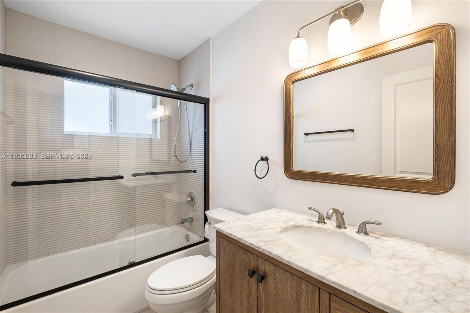 CORAL GABLES RIVIERA SEC - Residential