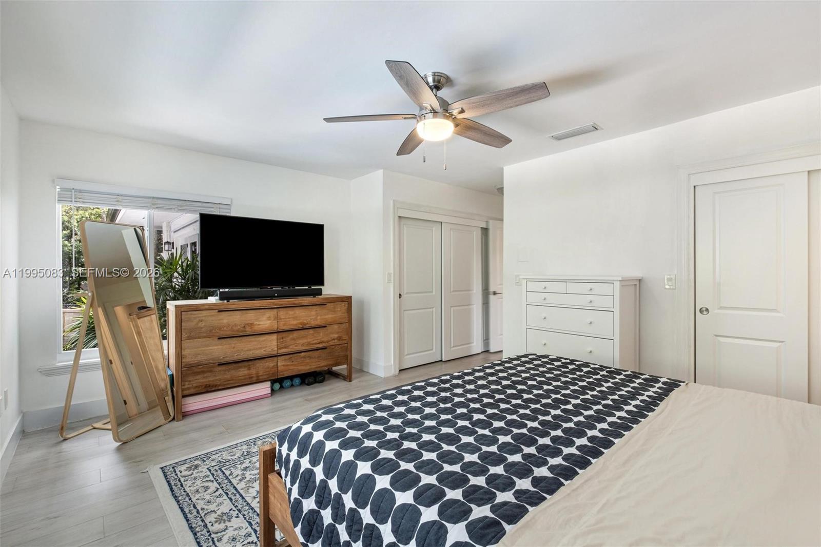 CORAL GABLES RIVIERA SEC - Residential