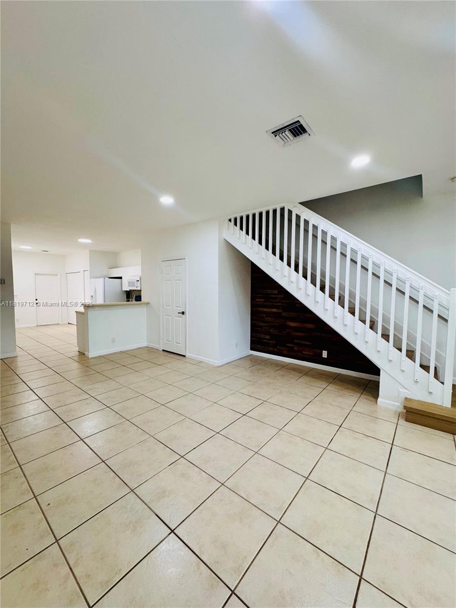 SECTOR 8 9 & 10 PLAT(BLKS - Residential Lease