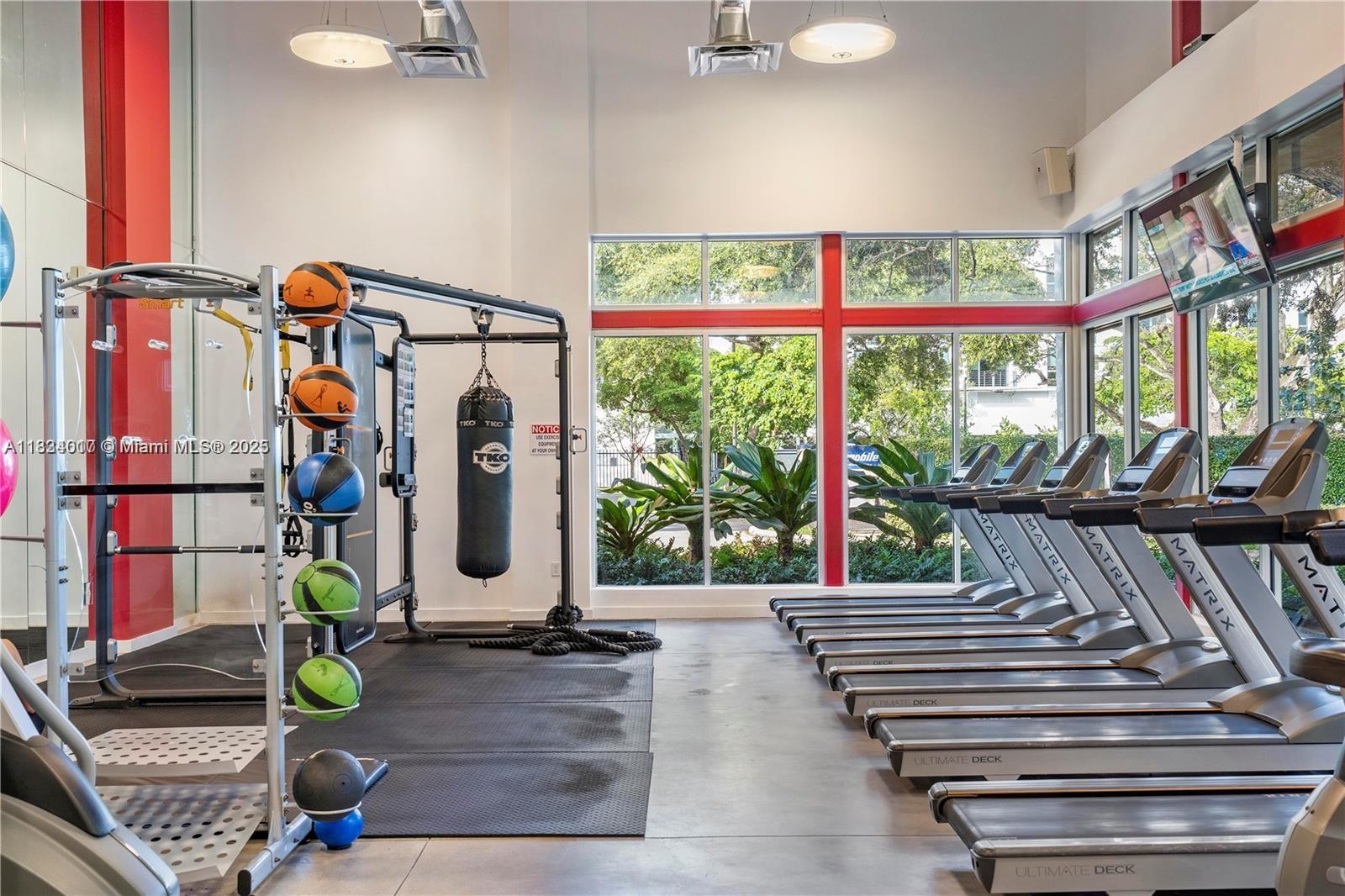 NIRVANA CONDO NO ONE COND - Residential