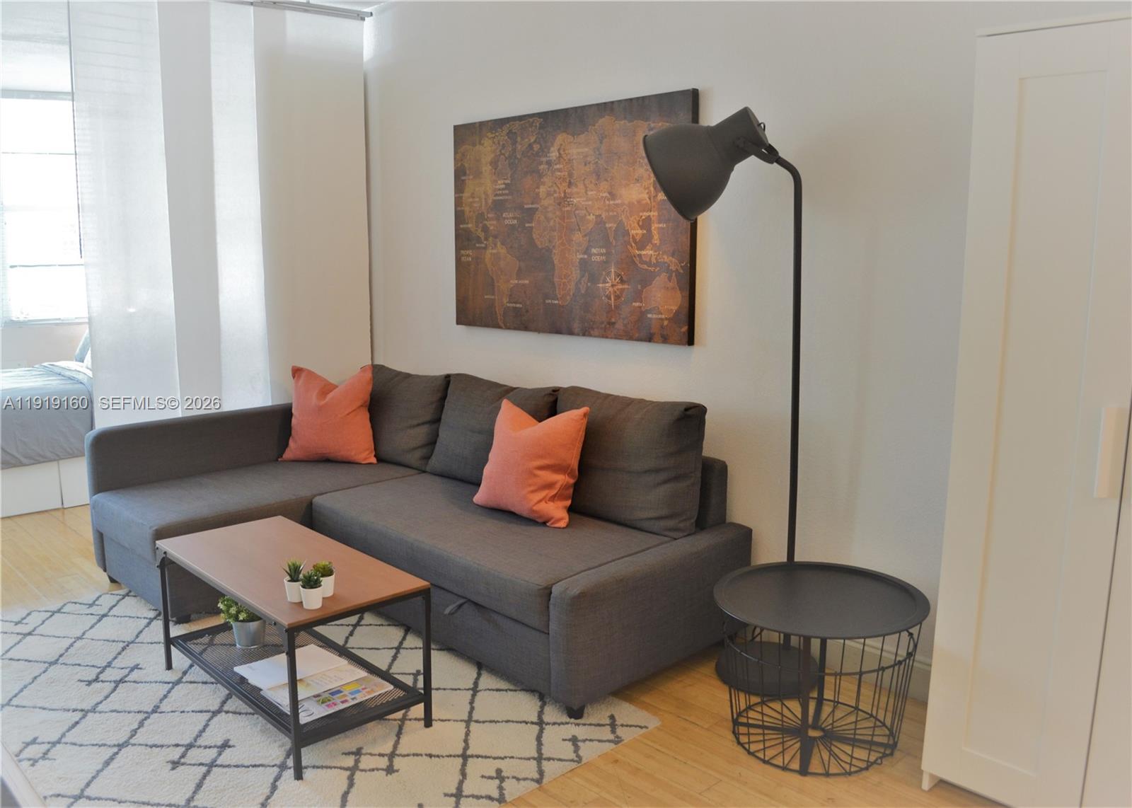 THE LOFTS AT HARDING COND - Residential