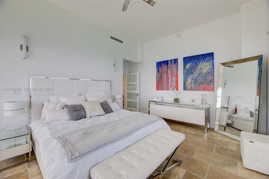 Photo of 3725 S Ocean Dr #PH02, Hollywood, FL 33019 (MLS # A11923357)