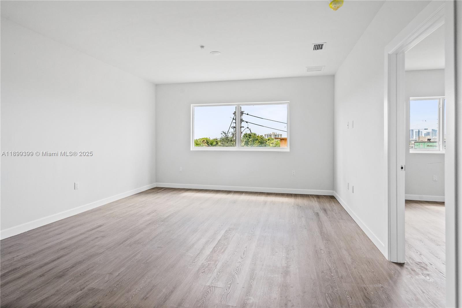 ALLAPATTAH HGLDS ADDN REV - Residential Lease