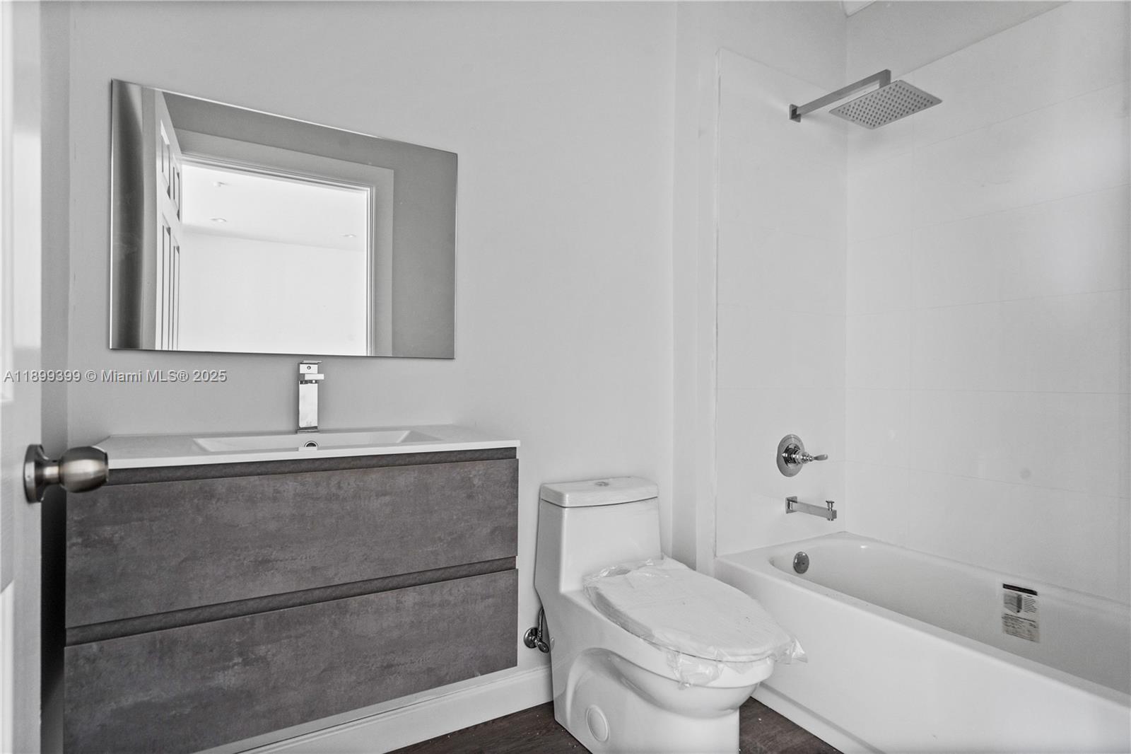 ALLAPATTAH HGLDS ADDN REV - Residential Lease