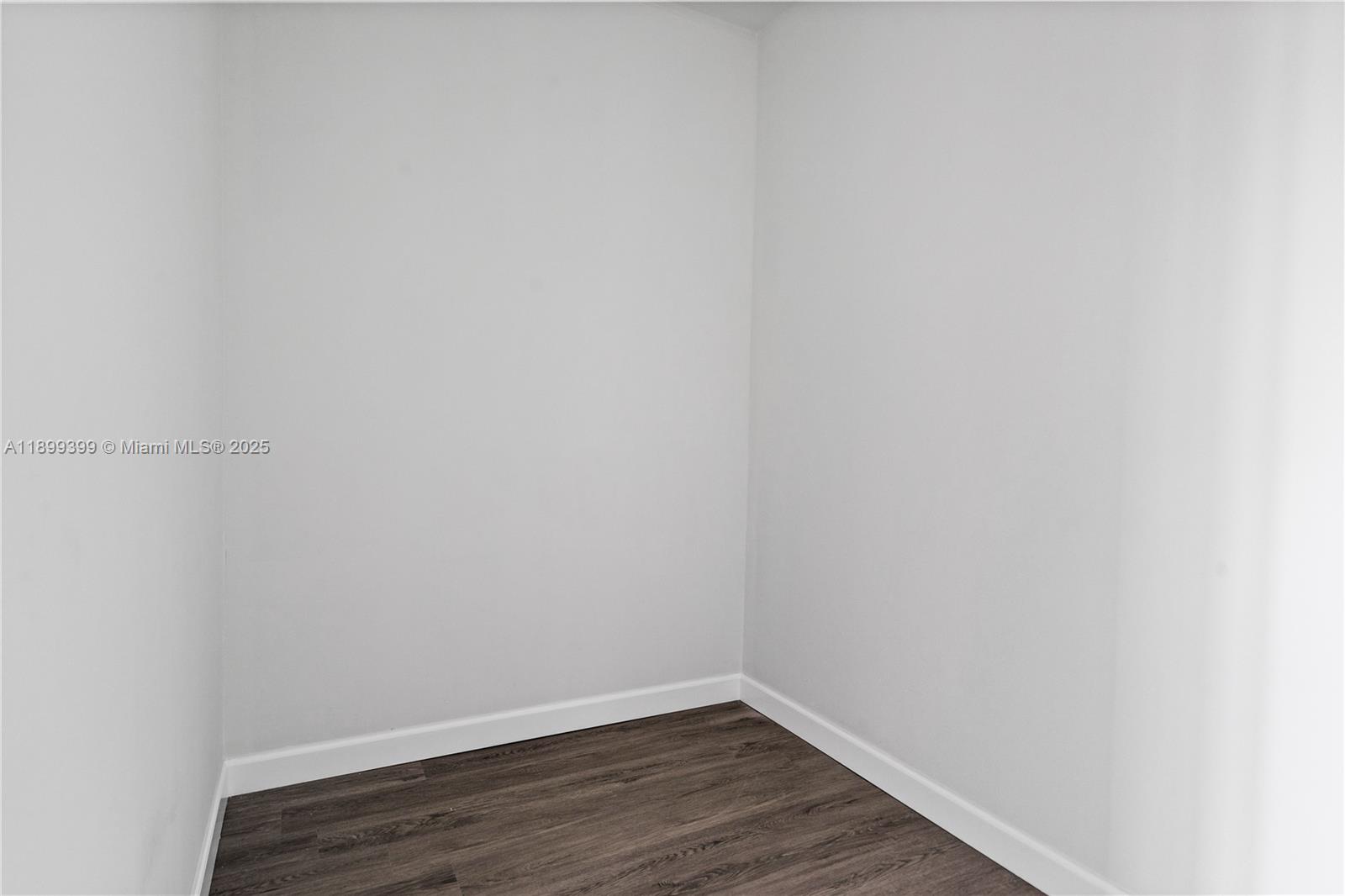 ALLAPATTAH HGLDS ADDN REV - Residential Lease