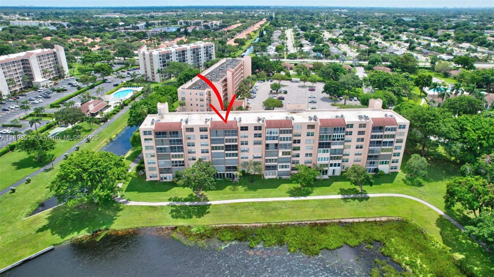 VILLAGES OF ORIOLE BONAIRE - Residential