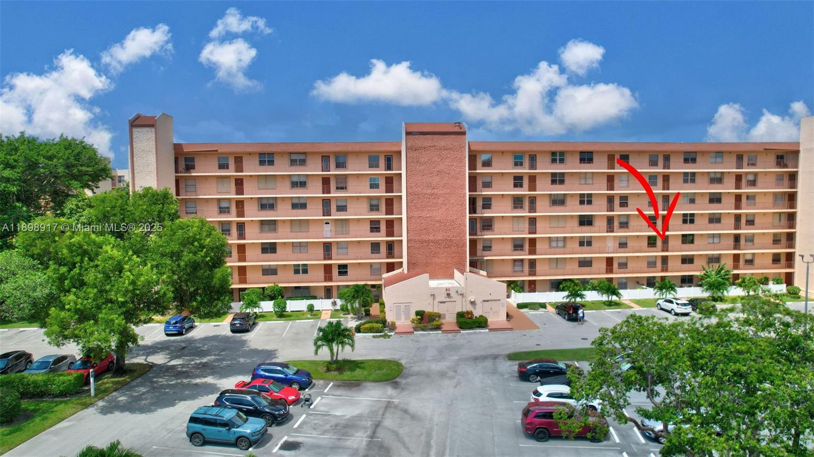 VILLAGES OF ORIOLE BONAIRE - Residential