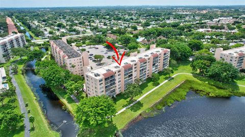 Photo of 14575 Bonaire Blvd #308, Delray Beach, FL 33446 (MLS # A11898917) Photo of 14575 Bonaire Blvd #308, Delray Beach, FL 33446 (MLS # A11898917)