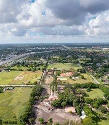 horse country - Residential