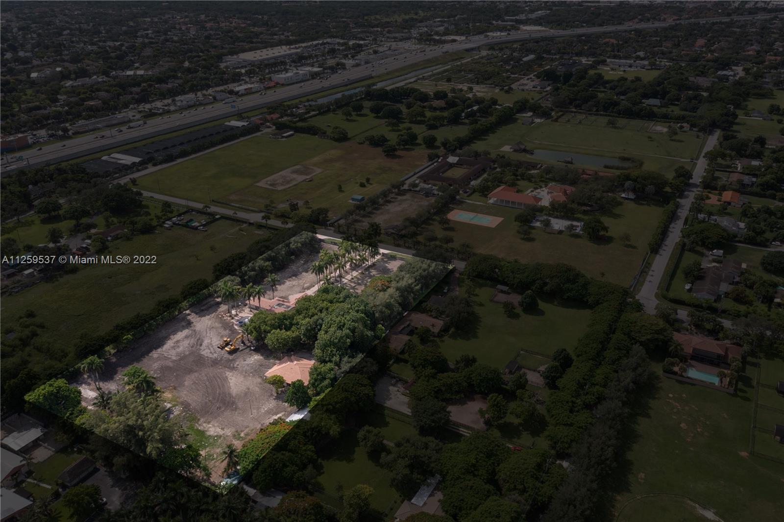 horse country - Residential