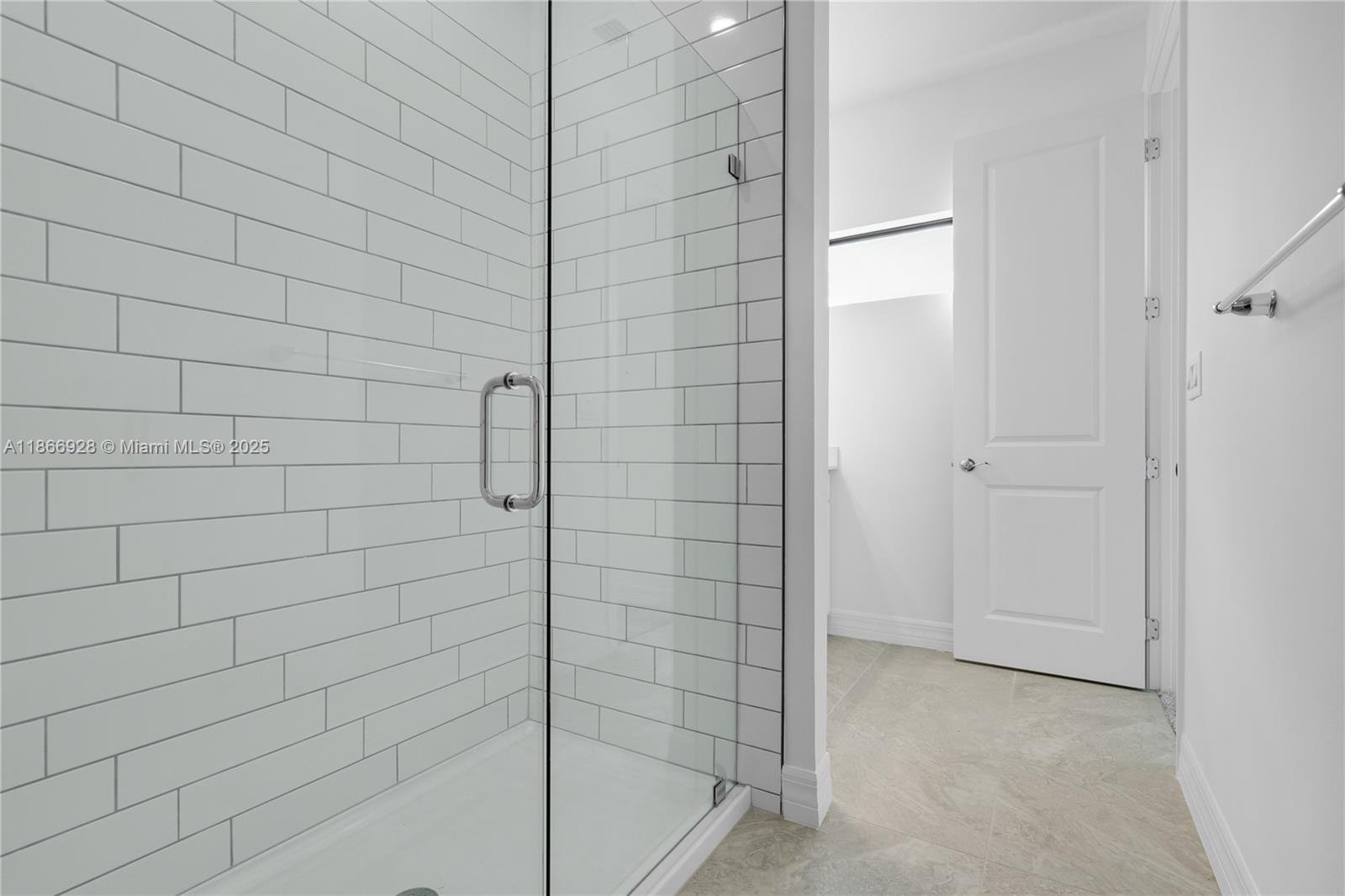 AMERICAN EXPRESS TRACT - Residential Lease