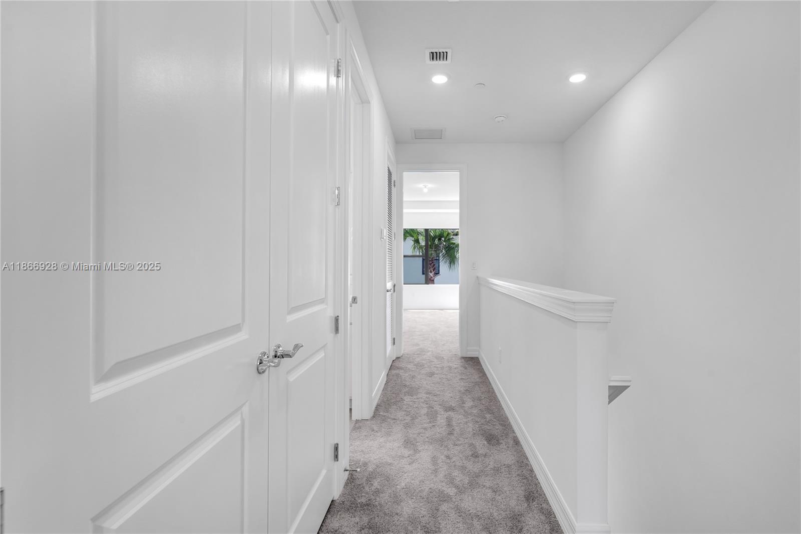 AMERICAN EXPRESS TRACT - Residential Lease