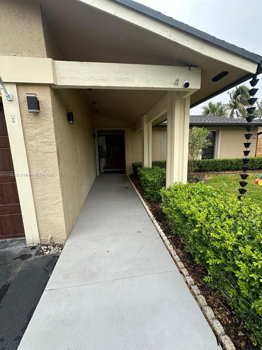 16805 SW 5th Way
