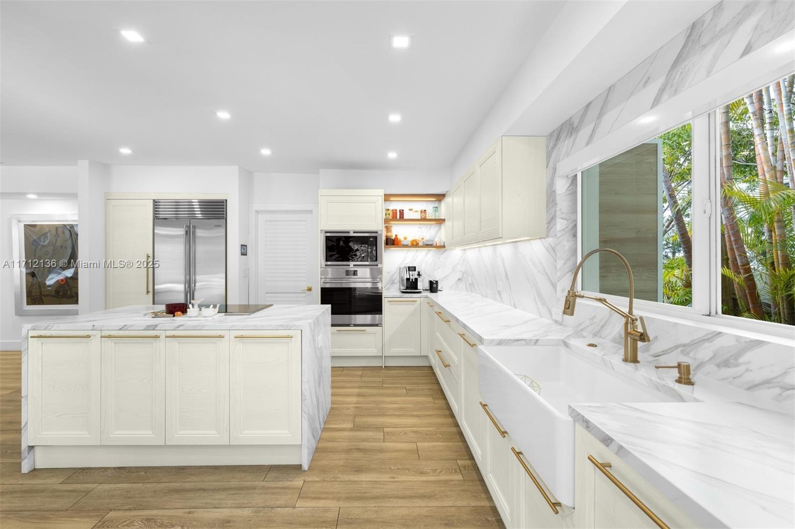 HOLIDAY COLONY - Residential