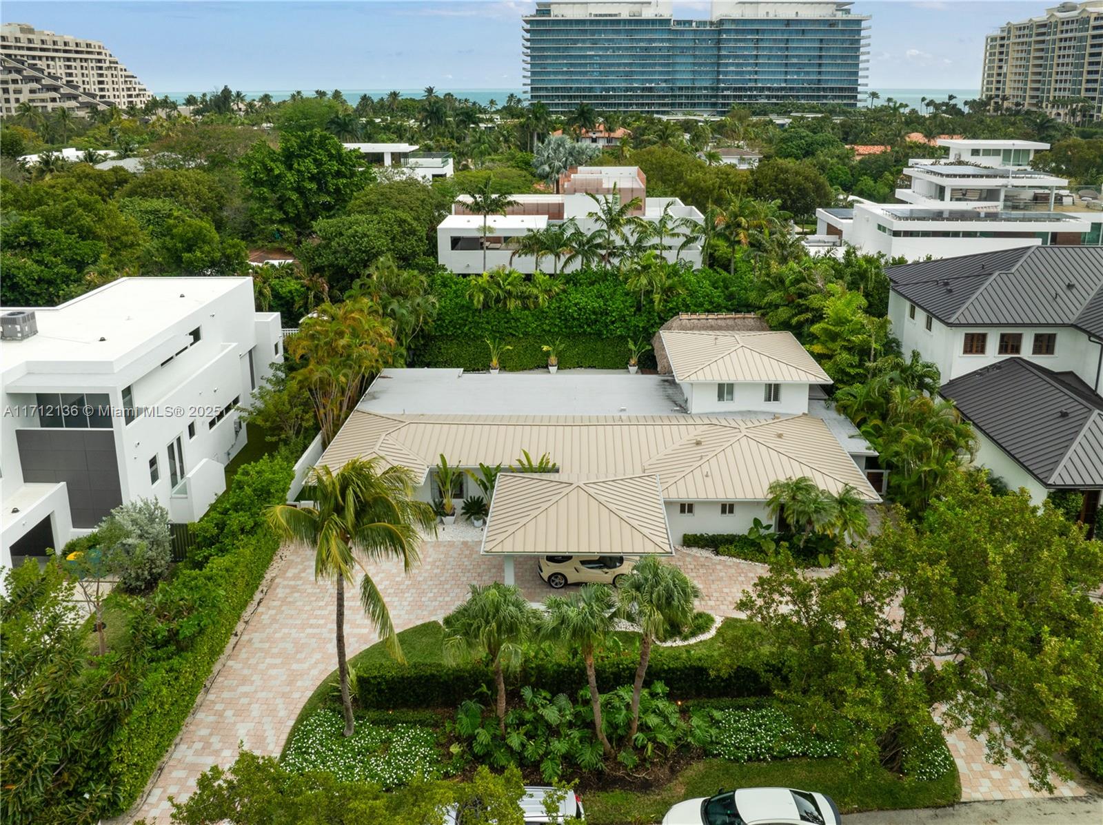 HOLIDAY COLONY - Residential