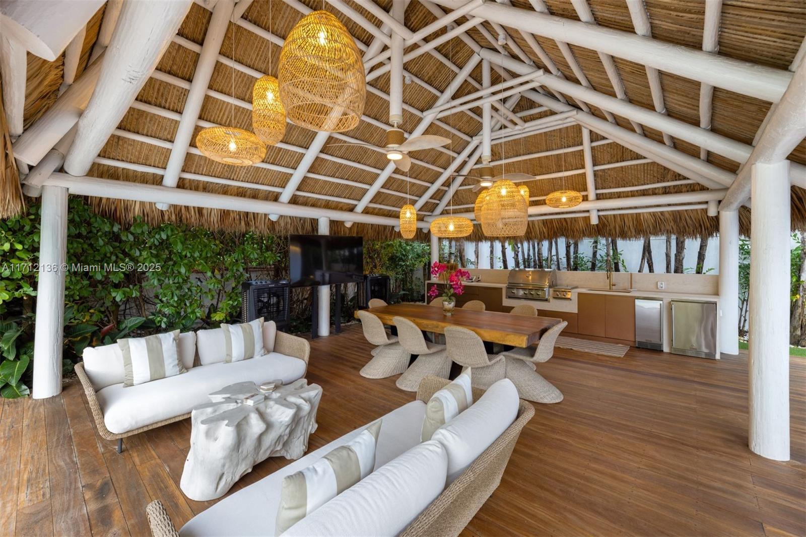 HOLIDAY COLONY - Residential