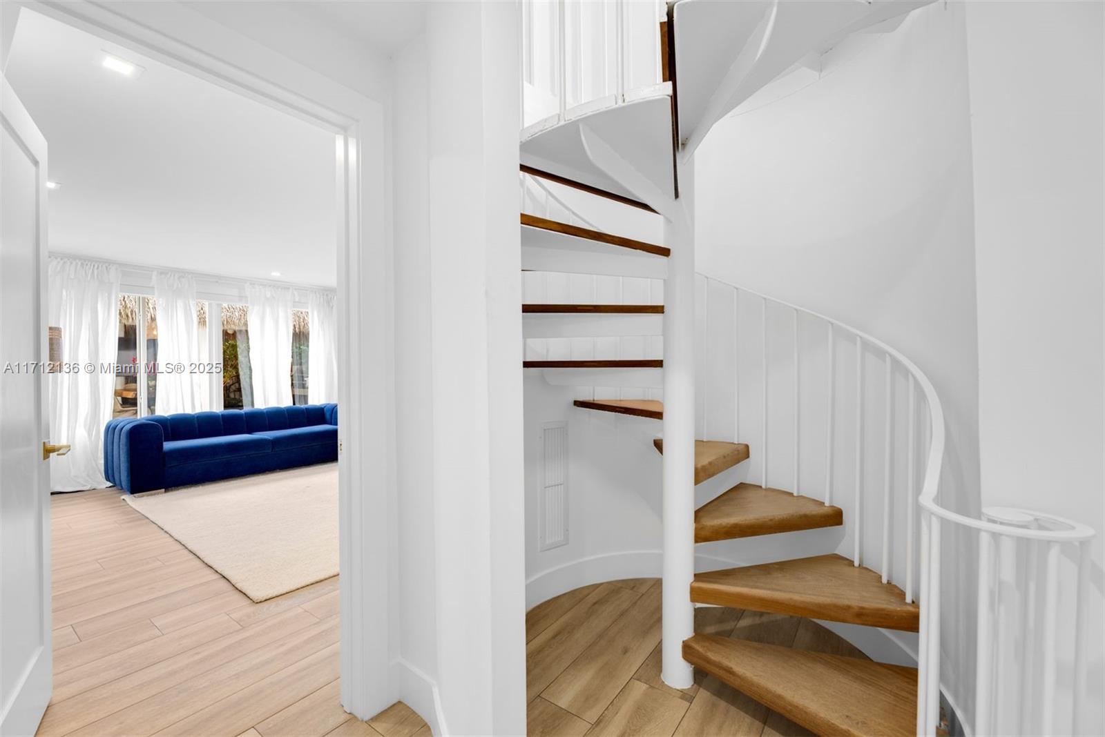 HOLIDAY COLONY - Residential