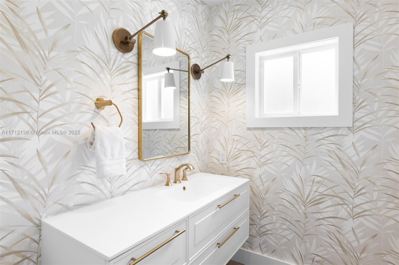 HOLIDAY COLONY - Residential