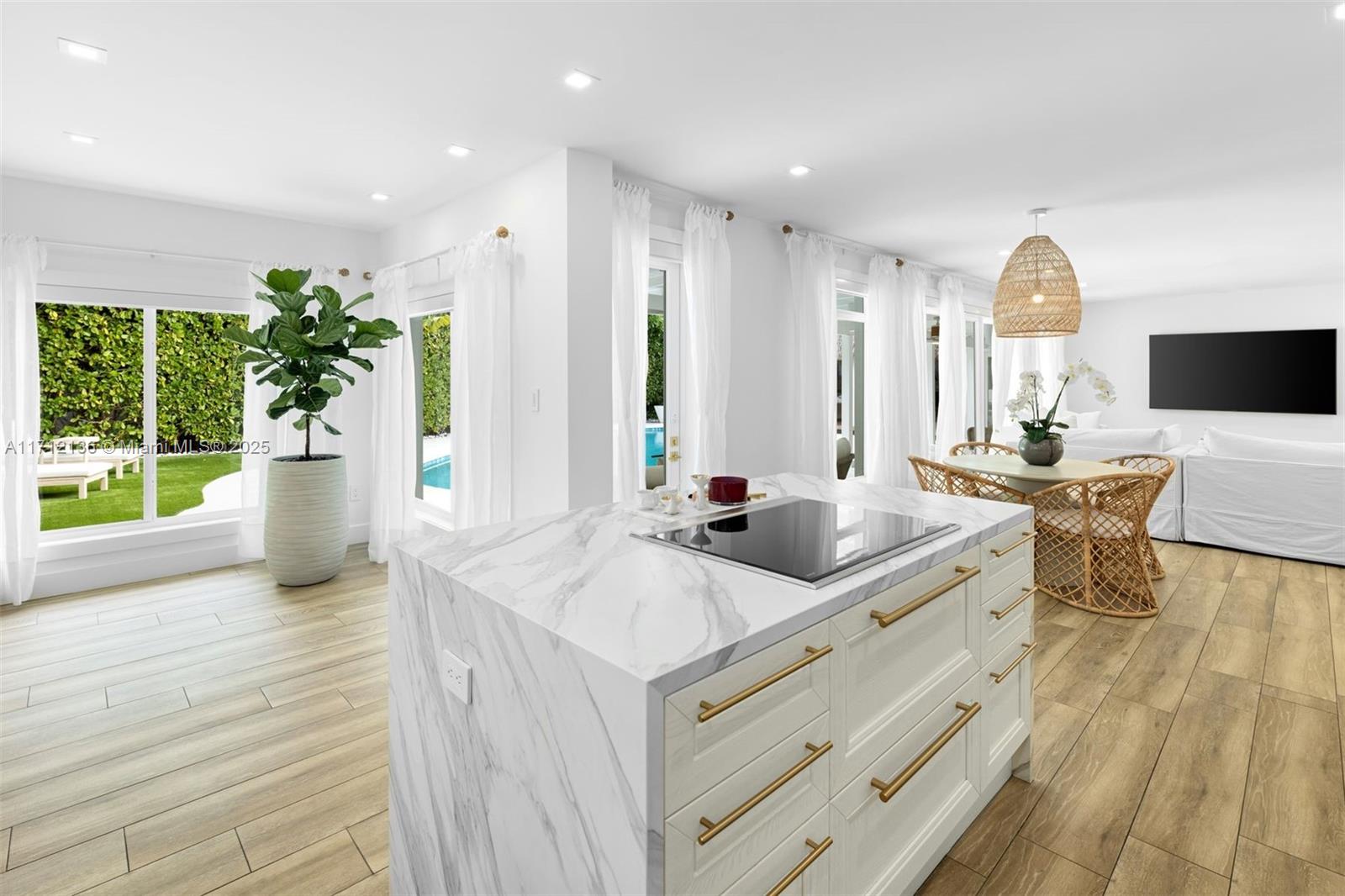 HOLIDAY COLONY - Residential