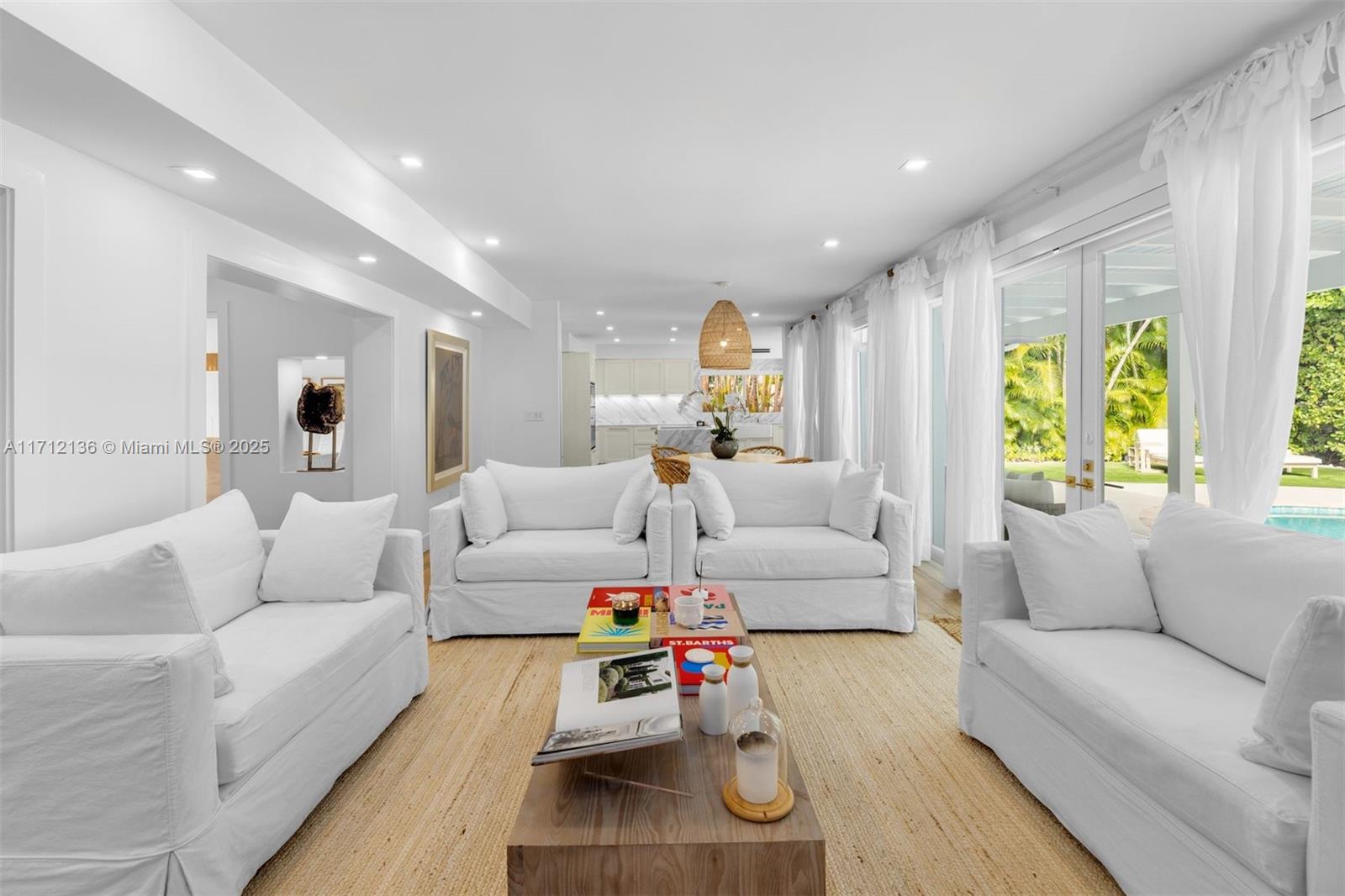 HOLIDAY COLONY - Residential