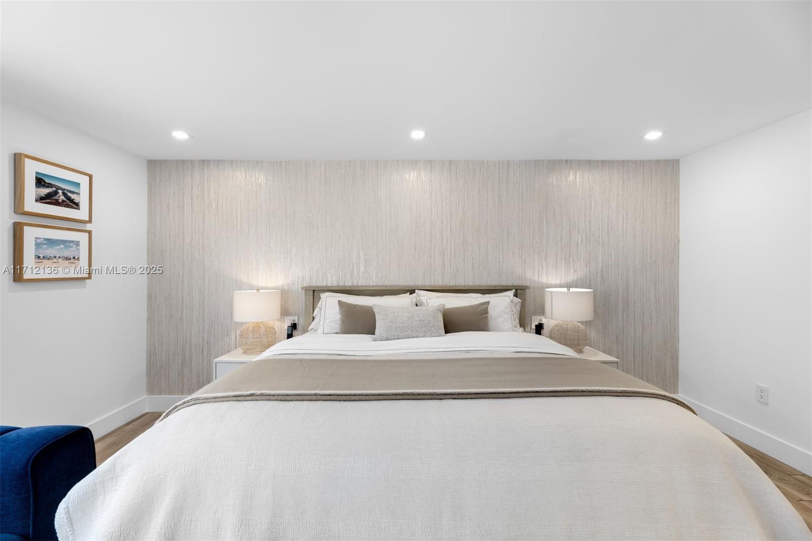 HOLIDAY COLONY - Residential