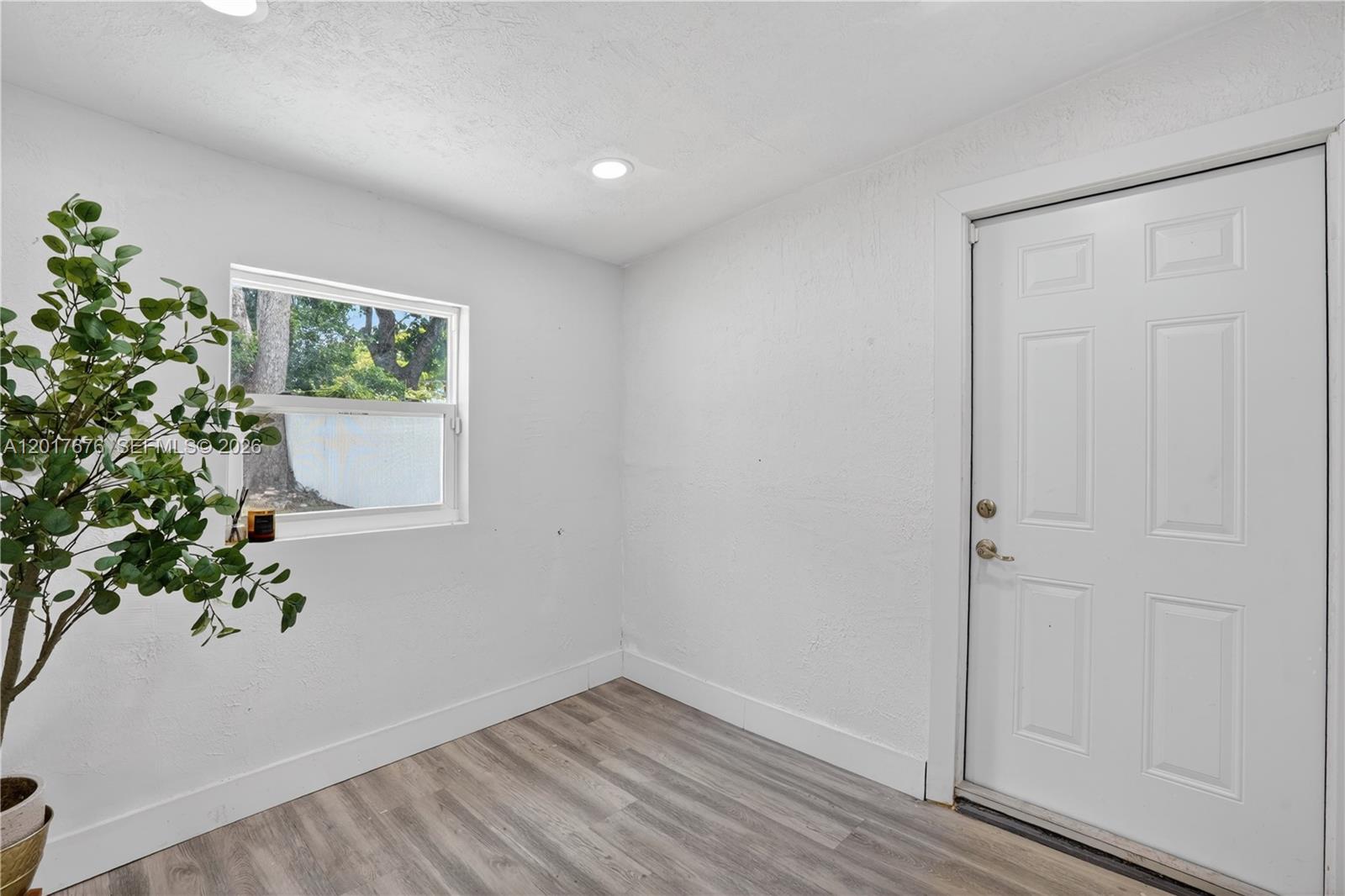 LIN HEIGHTS - Residential