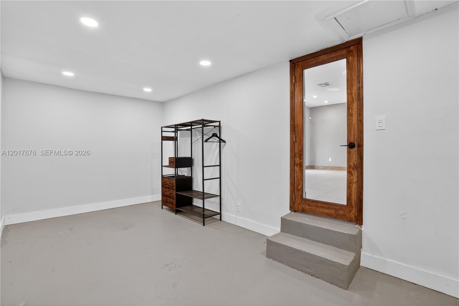 LIN HEIGHTS - Residential