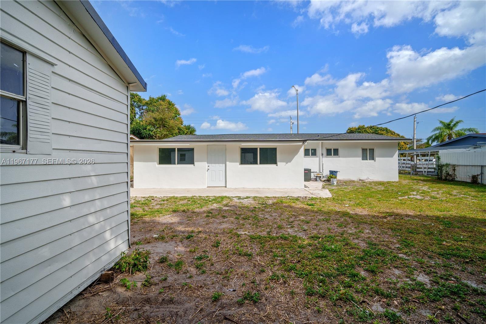 MOFFATVILLE - Residential