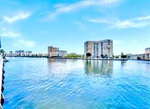 1833 S Ocean Dr PH1