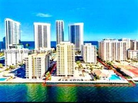 1833 S Ocean Dr PH1 Hallandale Beach FL 33009