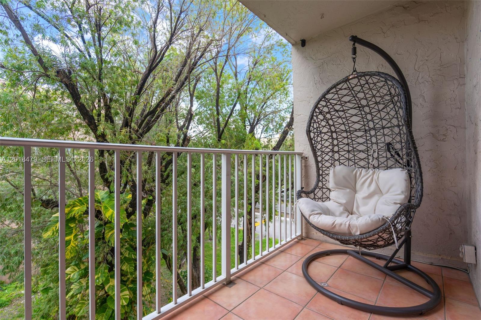 SUMMIT CHASE CONDO - Residential