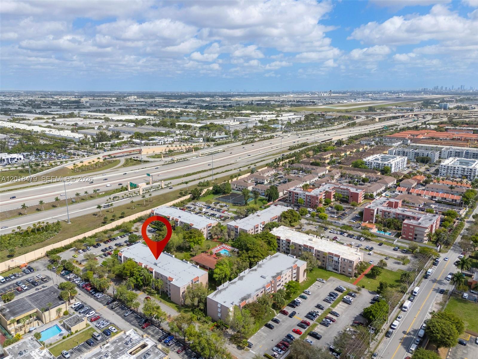 SUMMIT CHASE CONDO - Residential