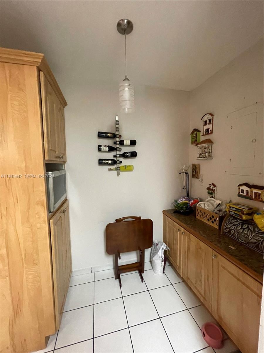 AUBURNDALE TAMIAMI TRAIL - Residential Income