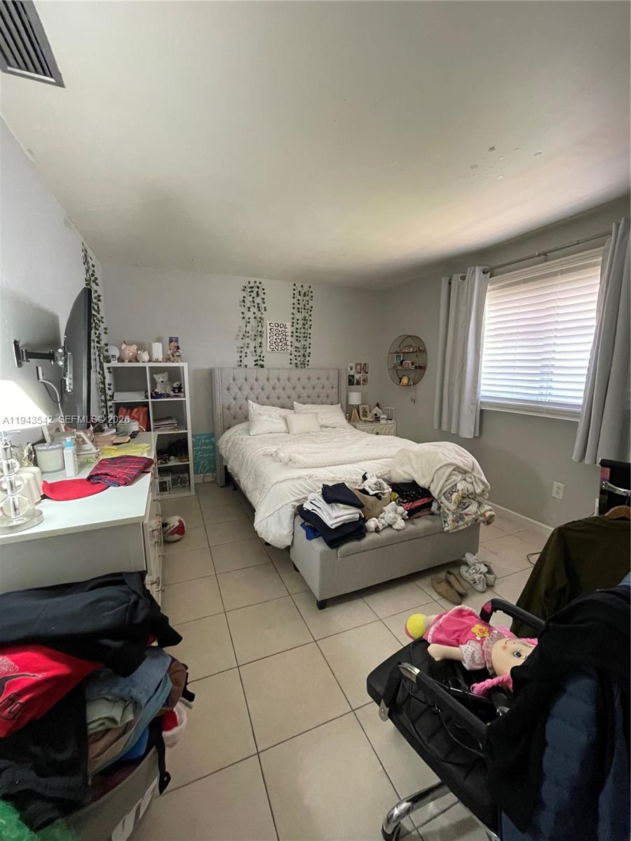 AUBURNDALE TAMIAMI TRAIL - Residential Income