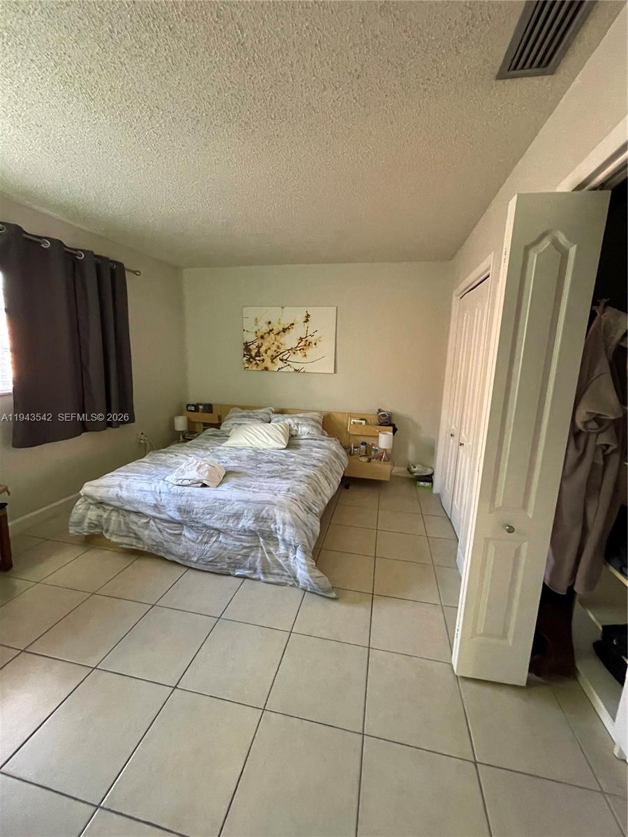 AUBURNDALE TAMIAMI TRAIL - Residential Income