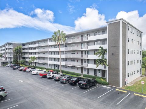 4800 Hillcrest Ln 503 Hollywood FL 33021
