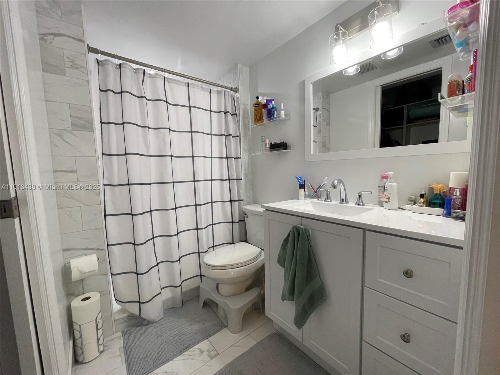 MEADOWLAKES GARDENS CONDO - Residential