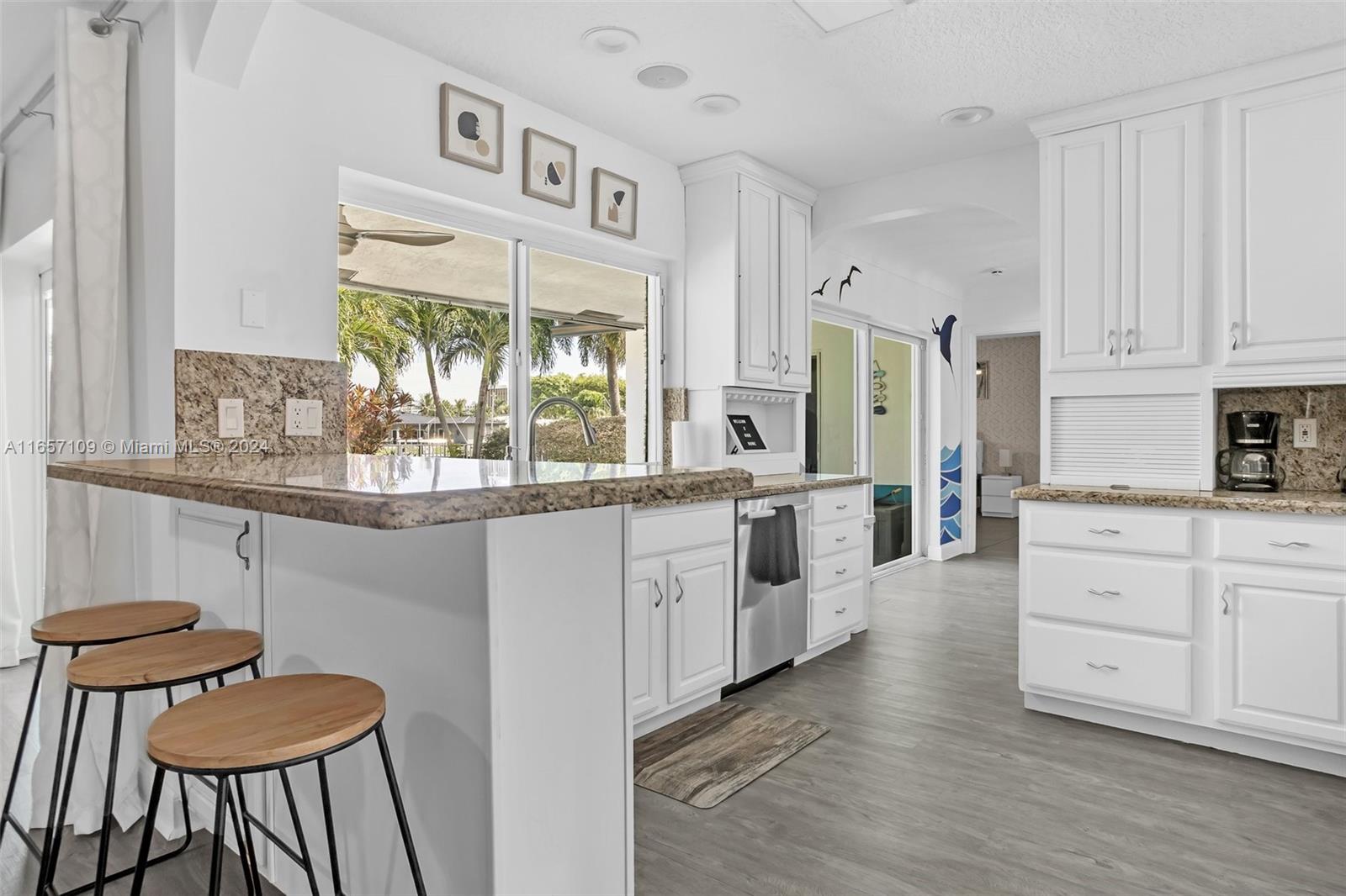 GOLF ESTATES - Residential Lease