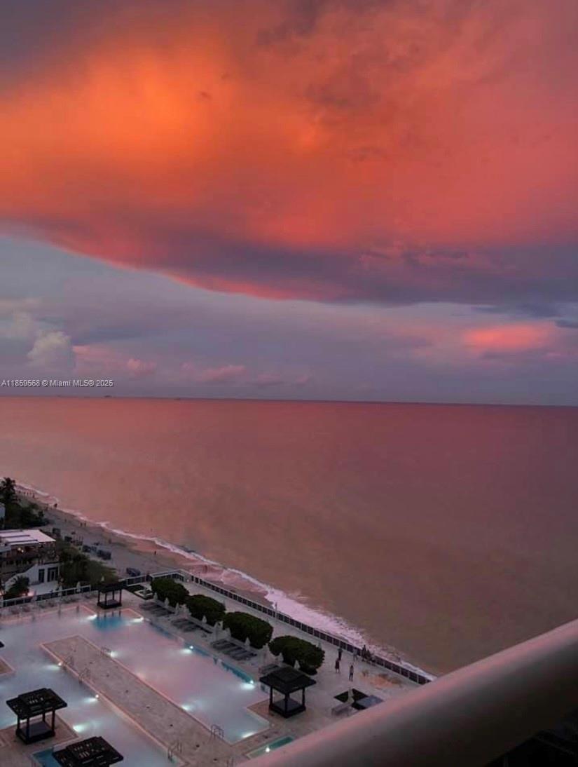 1830 S Ocean Dr 1809