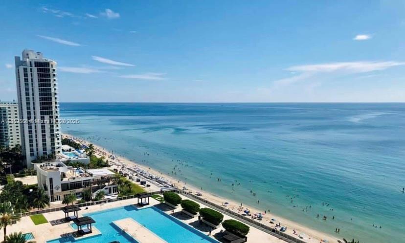 DIRECT OCEAN VIEW ! Amazing apartment in the prestigious high-rise luxury building BEACH CLUB Tower 2. This is a 1 bedroom , 1 bath apartment . Recently painted .
Beautiful Ocean View apartment, SPECTACULAR VIEW , Resort Style Building, 5 star amenities : Valet, restaurant/bar at the pool area. Ocean front exercise/gym room with 2 level . Sauna, spa/hot tub, enjoy multiple pool areas, 3 heated pool, sauna, spa/hot tub. Bar, club house, exercise rooms, gym with direct ocean view spectacular ! Garage cover parking. Valet parking .
Top of the line SS appliances , new washer and dryer inside unit, kitchen granite counter top , marble floor. Cable tv and water included . Easy to show.