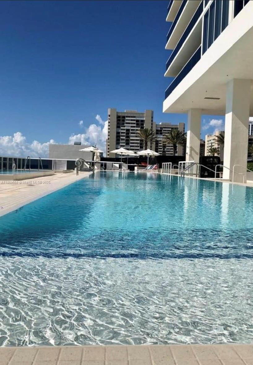 1830 S Ocean Dr 1809