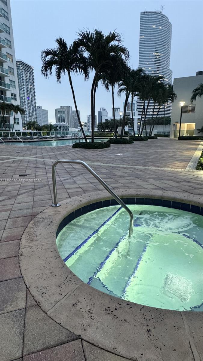 BRICKELL ON THE RIVER N T - Residential Lease