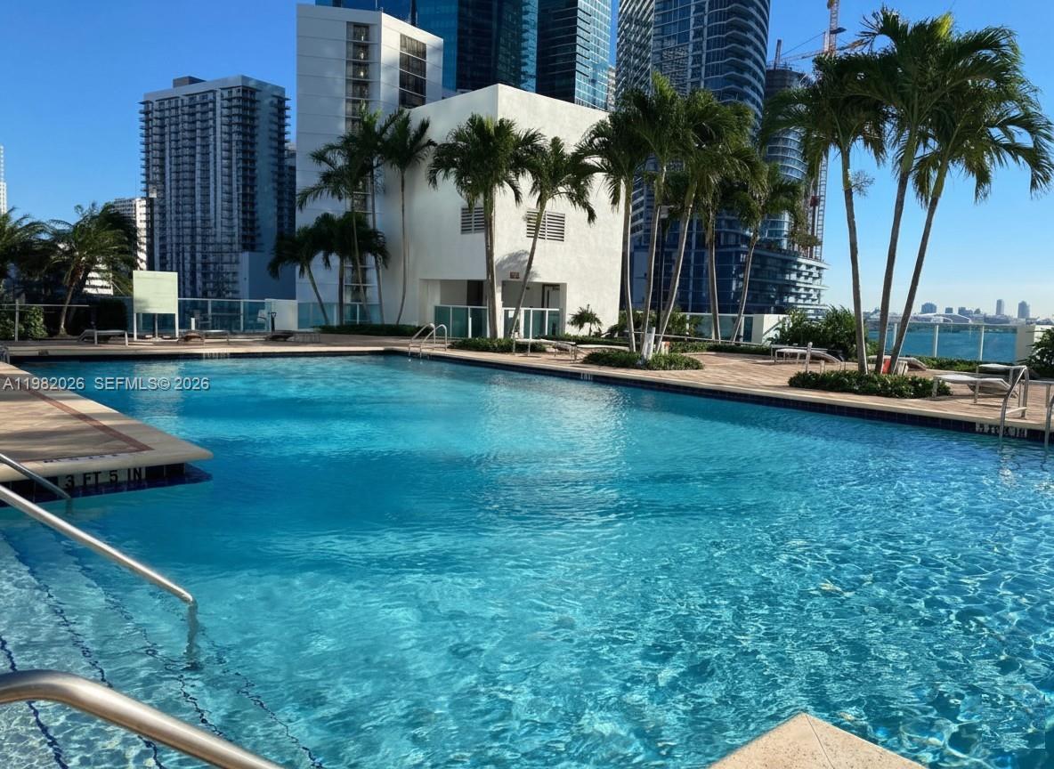 BRICKELL ON THE RIVER N T - Residential Lease