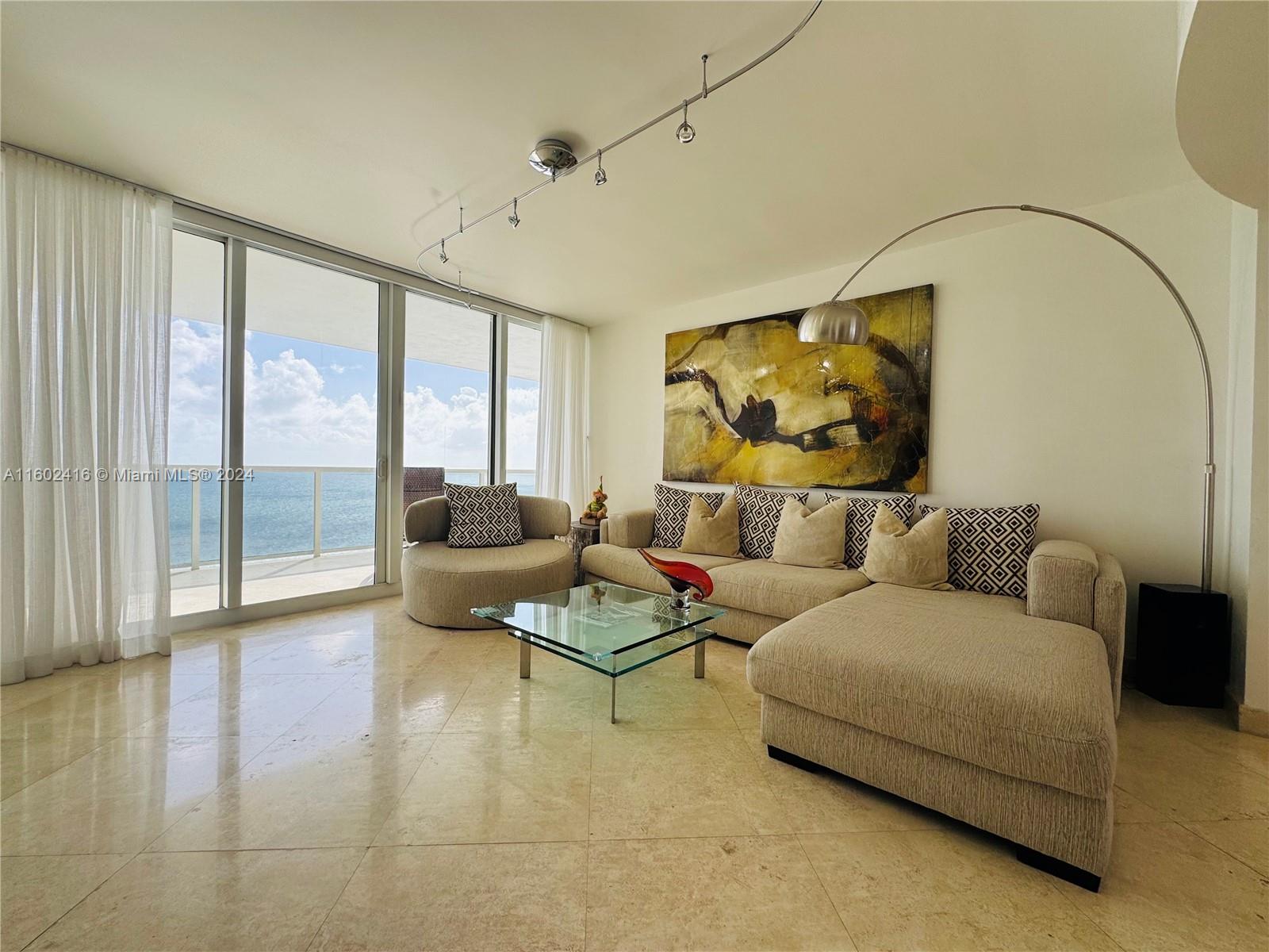 19111 Collins Ave 2904